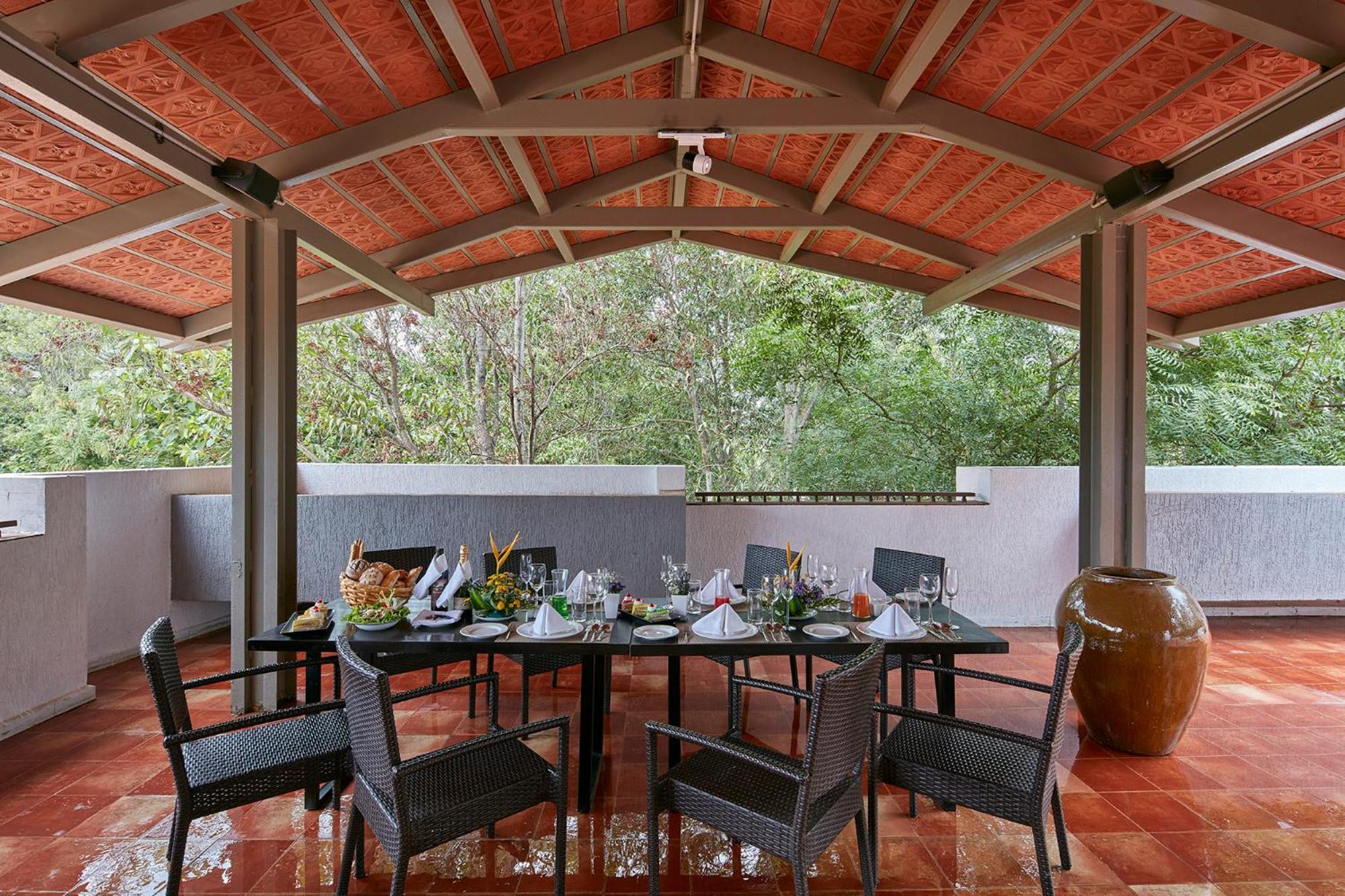 Signature Club Resort Devanahalli Exterior photo